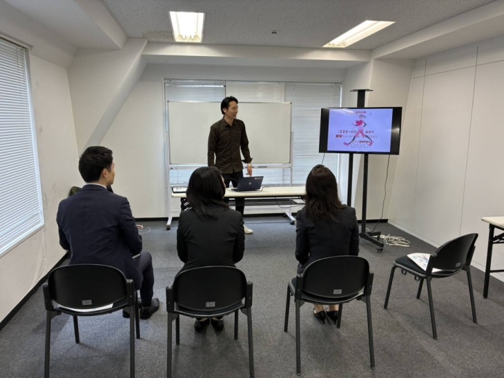 健康経営のウォーキング研修